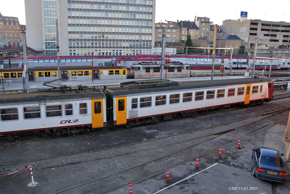 Rush Hour im Bahnhof Luxemburg