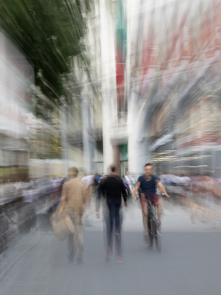 Rushhour in der Fußgängerzone