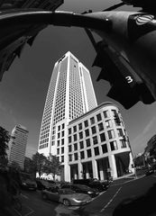 "rushhour_operntower_frankfurt"_(2015)