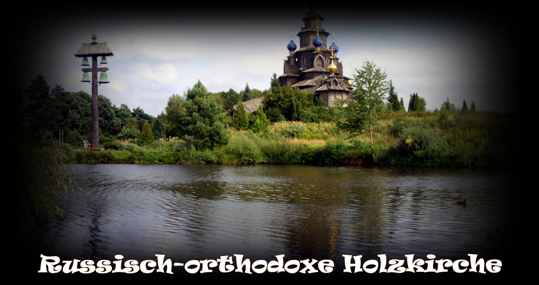 Rusich-orthodoxe Holzkirche...