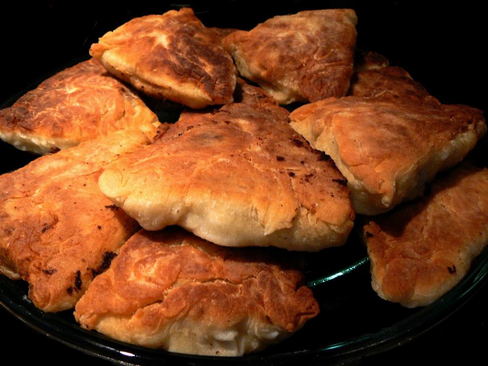 Russian meat pies