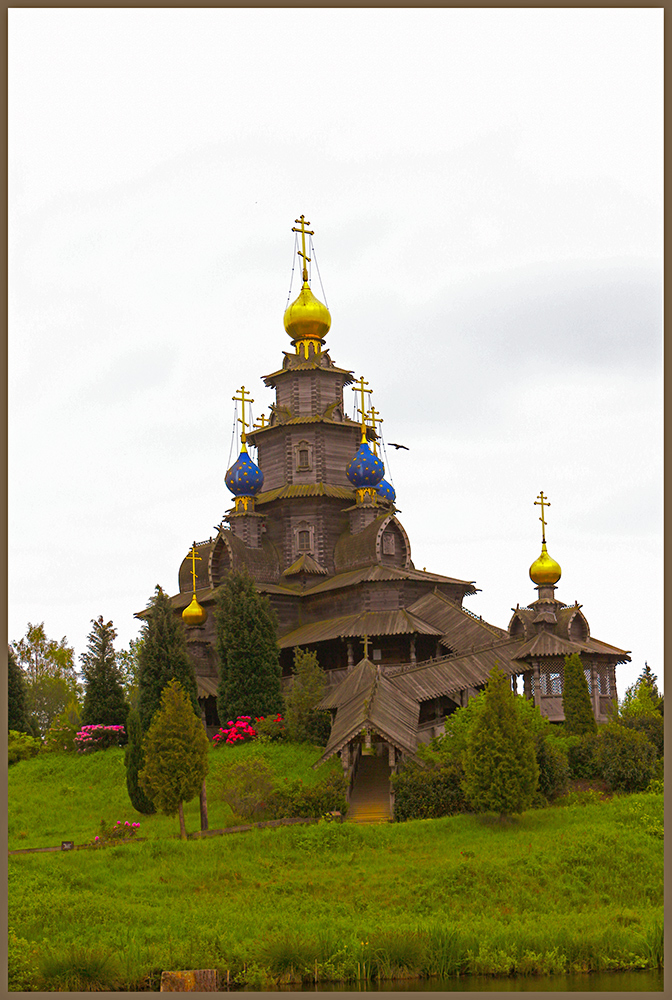 Russisch orthodoxe Holzkirche