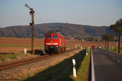 Russische Lady in goldener Oktobersonne