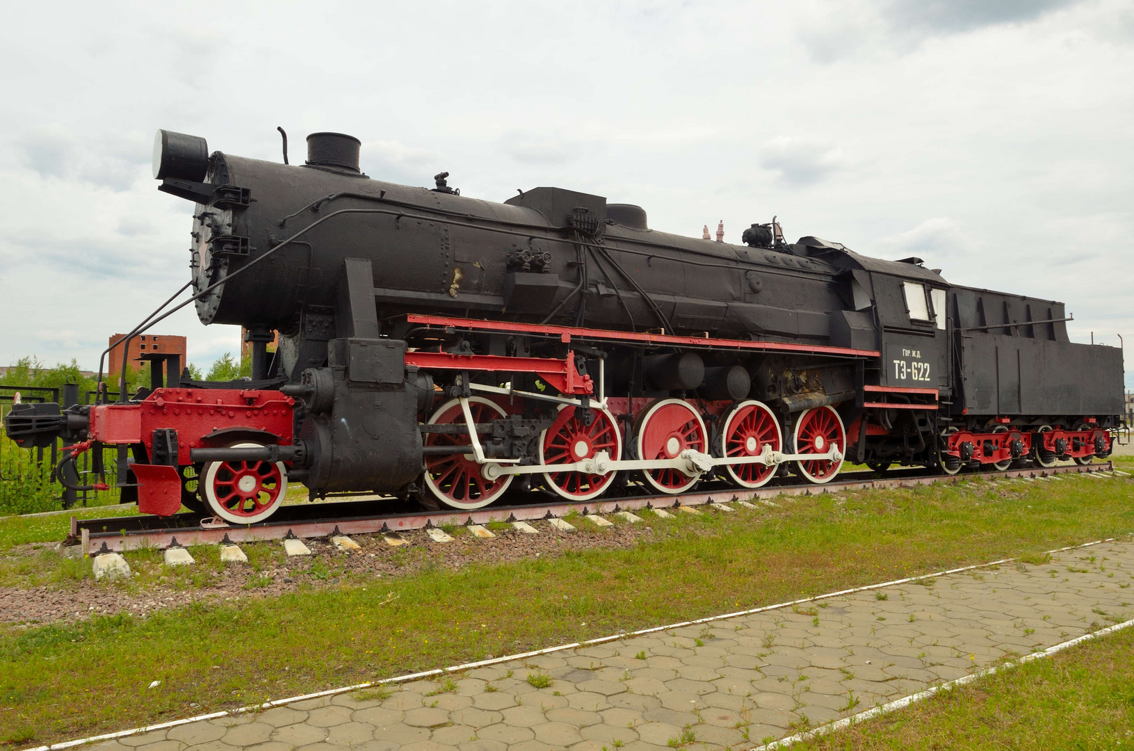 Russische Lokomotive T 3