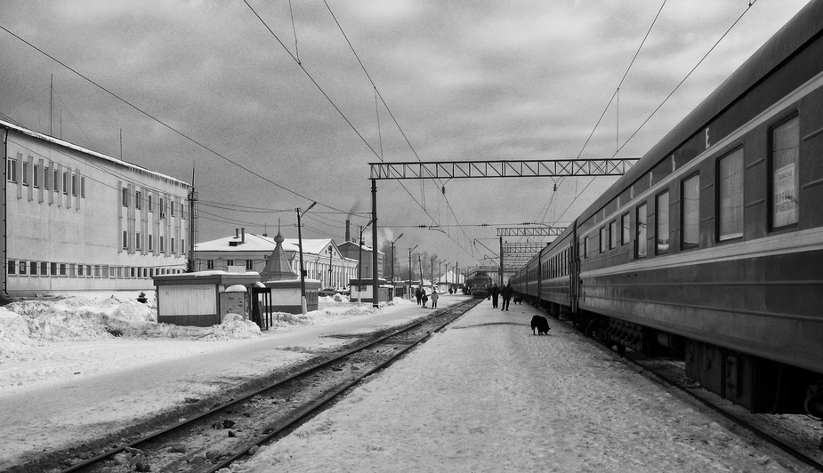 Russischer Bahnhof am Morgen