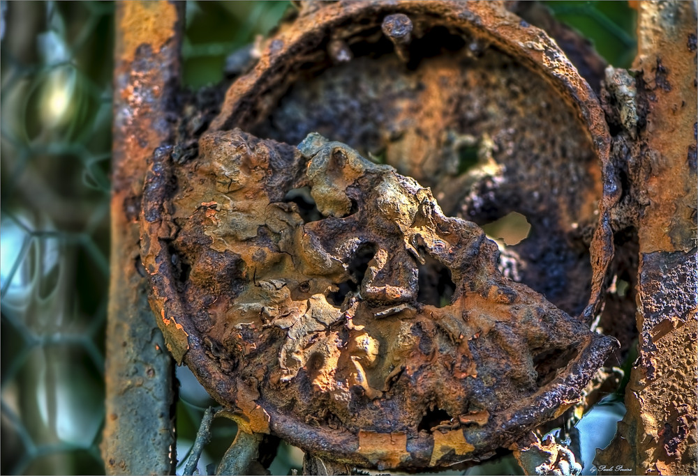 rusty details2