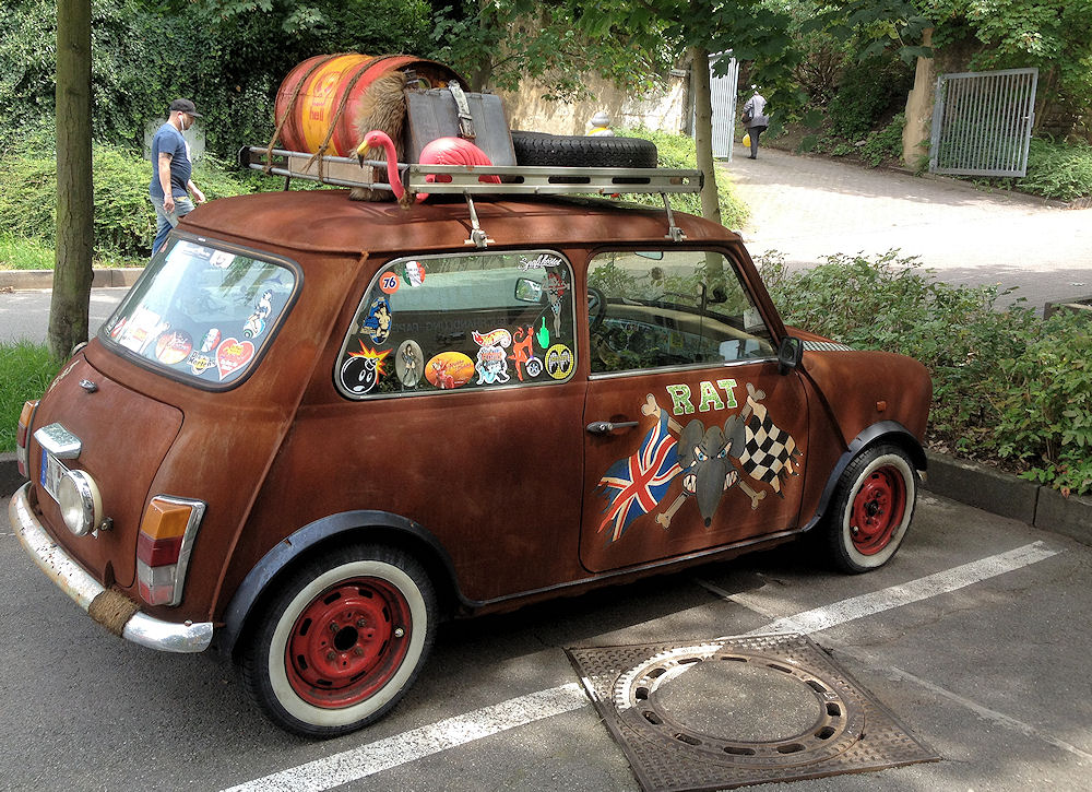 rusty rat car...