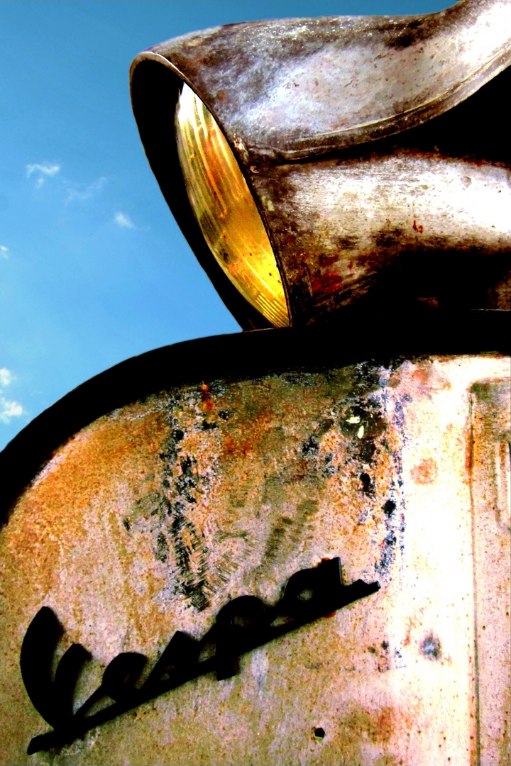 rusty vespa