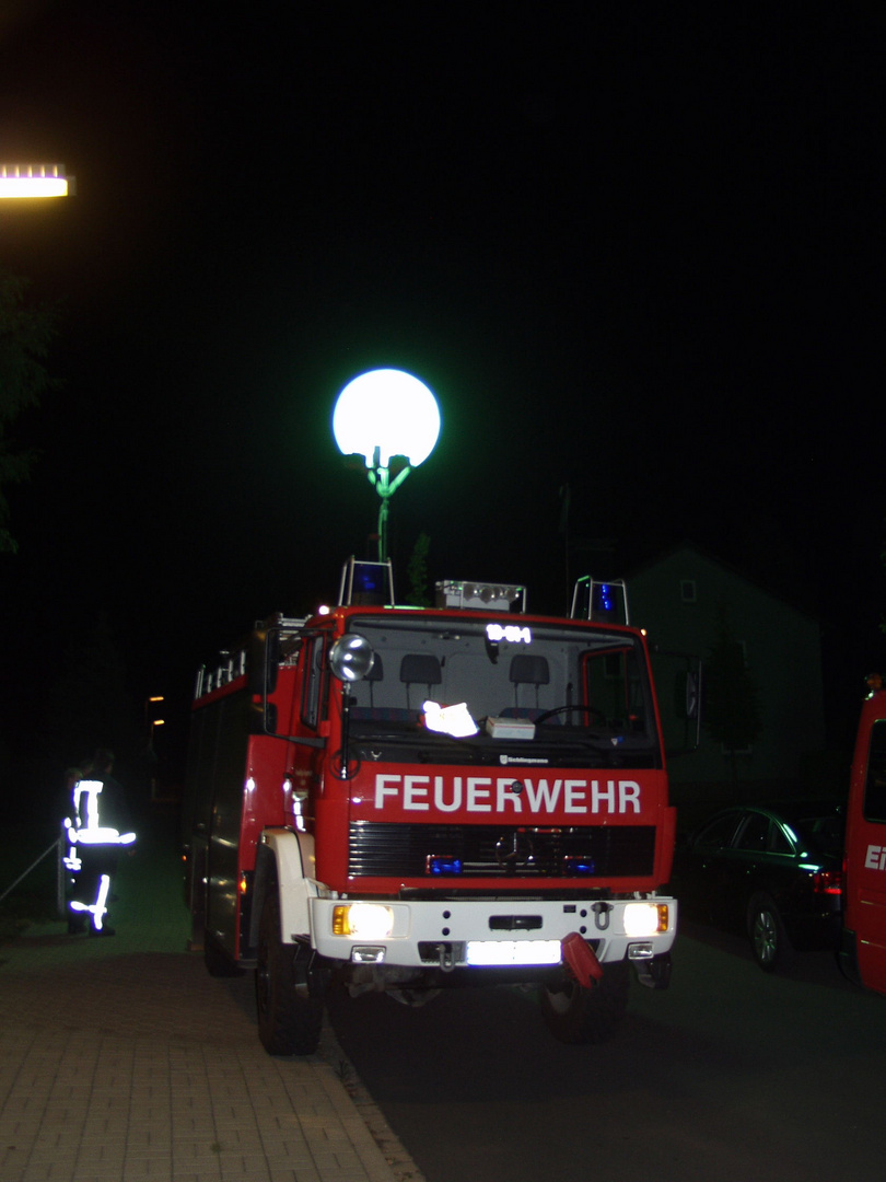 RW1 bei Nacht