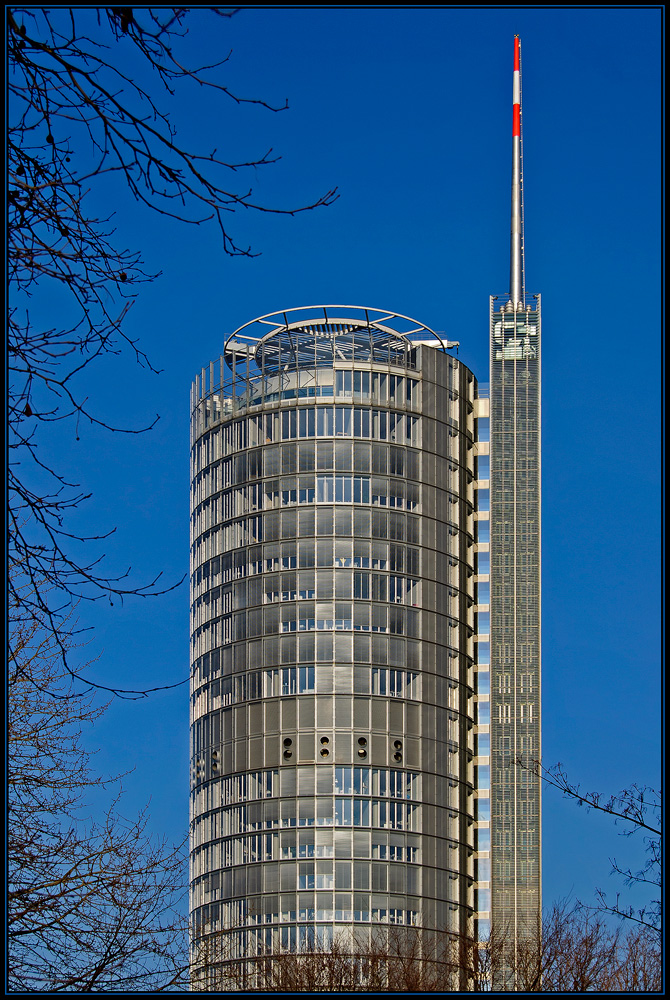 RWE-Turm bei Tag