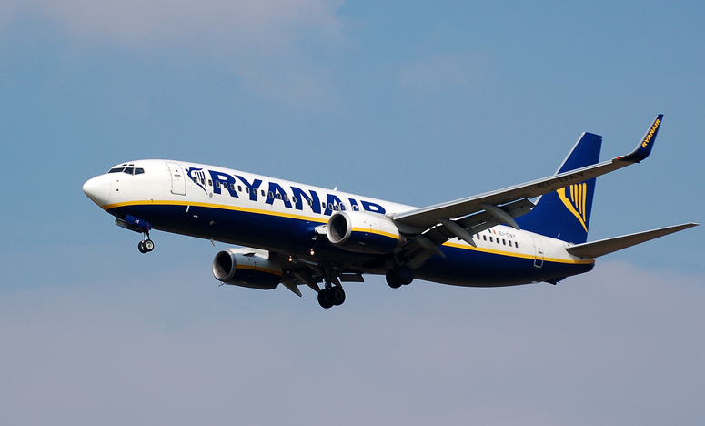 Ryanair B737-800