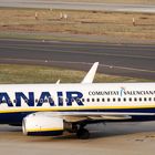 Ryanair Boeing 737 - Warum landete sie in Düsseldorf International ?