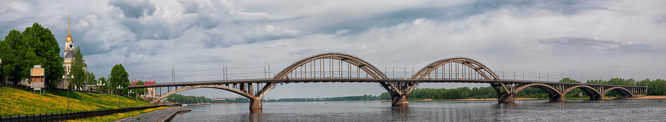 Rybinsk - Brücke über die Wolga