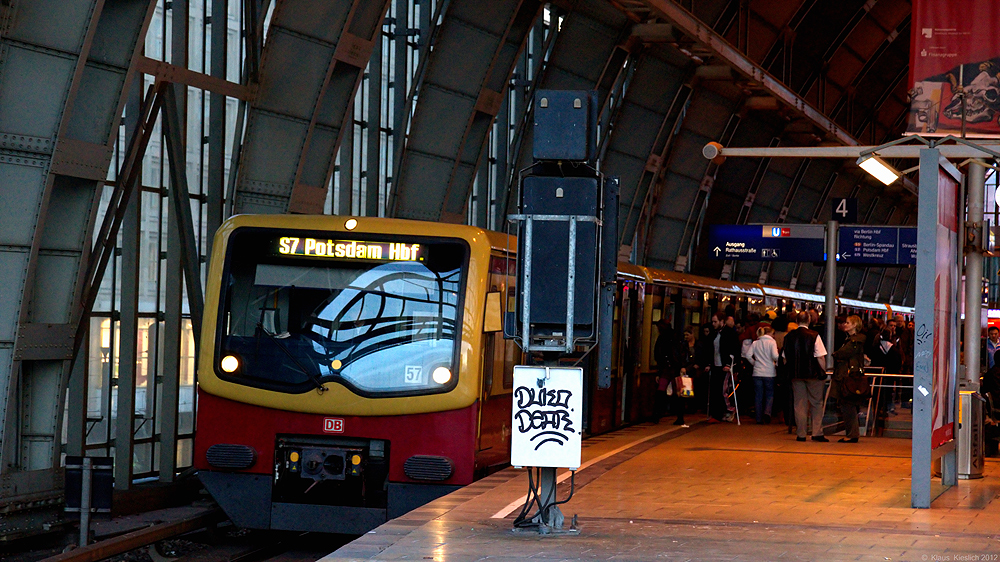 S 7 am Berliner Alexanderplatz