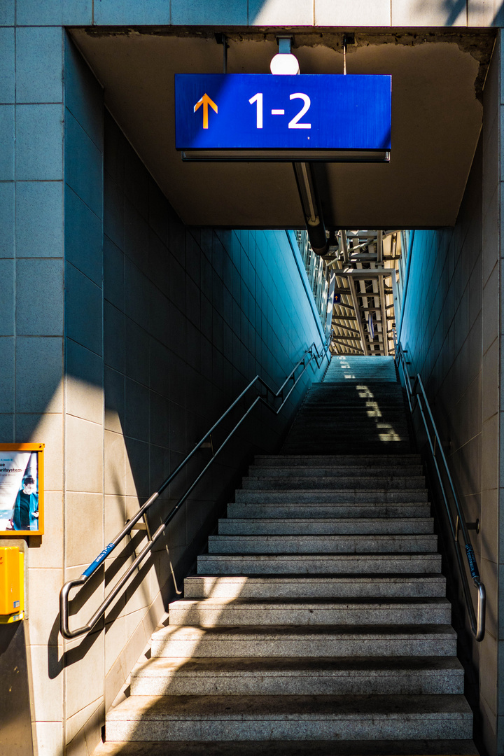 S-Bahn Aufgang Geiselbergstraße