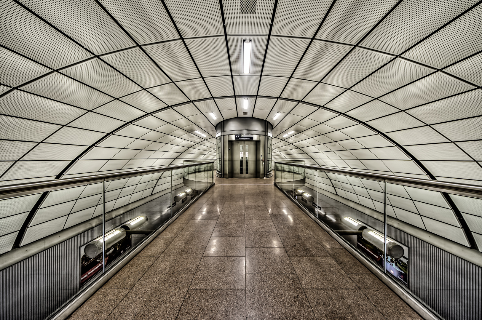 s-bahn flughafen Hamburg Fuhlsbüttel