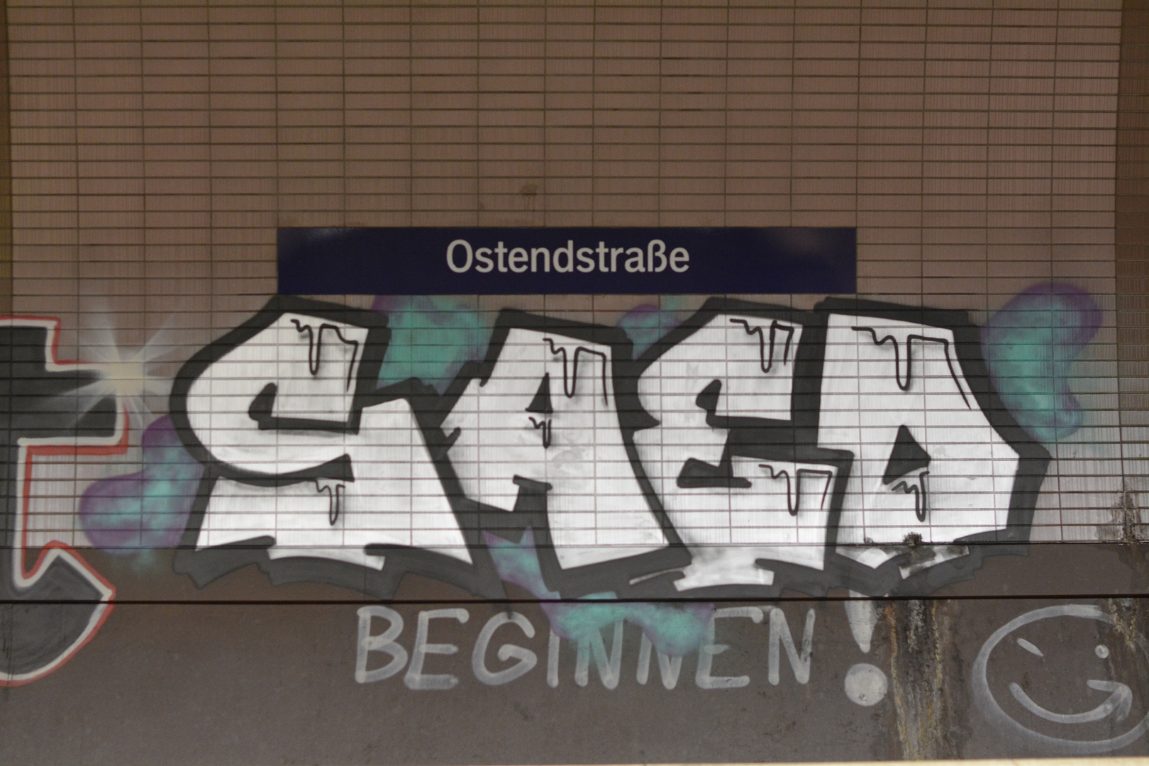 S-Bahn-Haltestelle Ostendstraße in Frankfurt