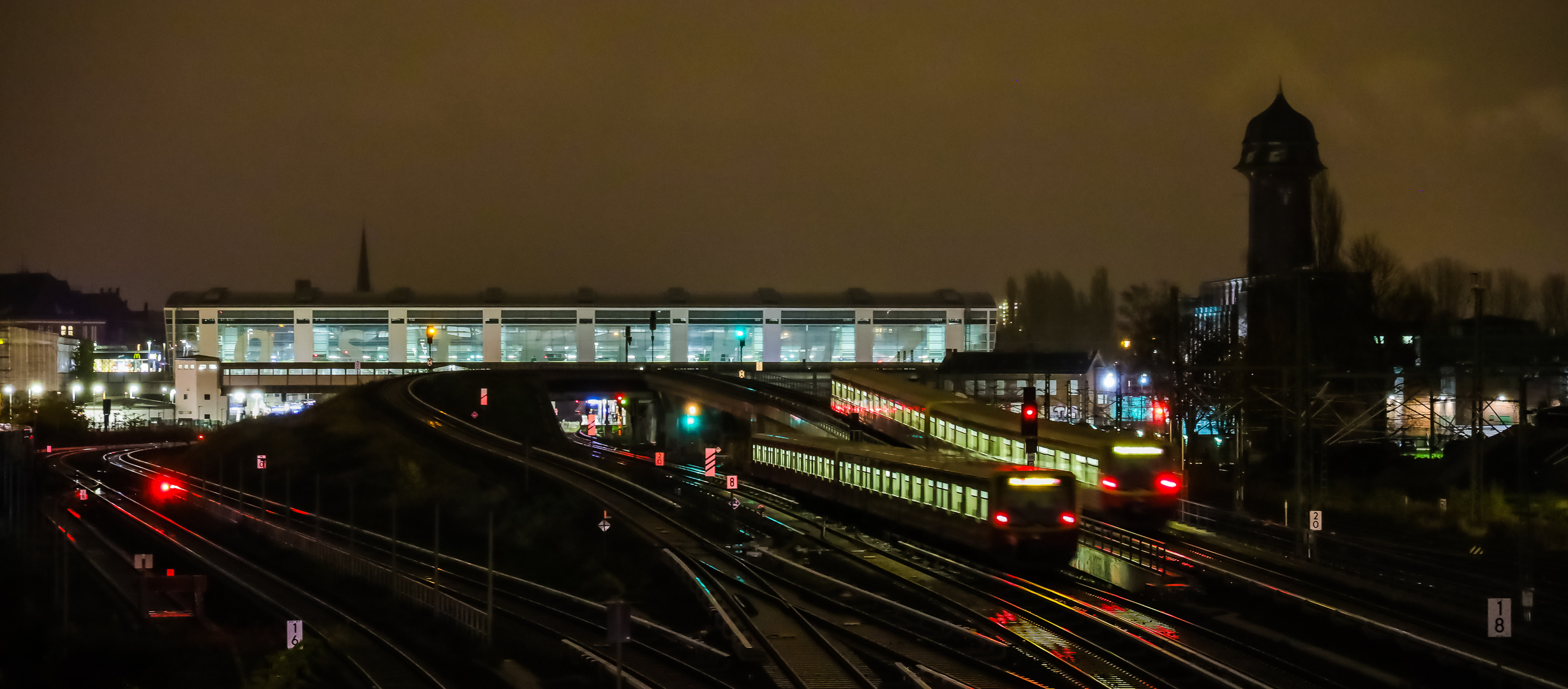 S-Bahn-Parallelfahrt