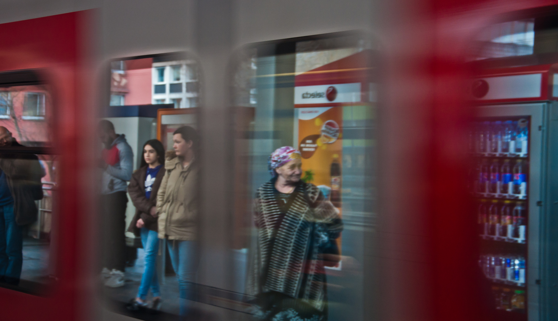 S-Bahn Spiegelung Köln 