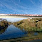 S-Bahn über dem Neckar