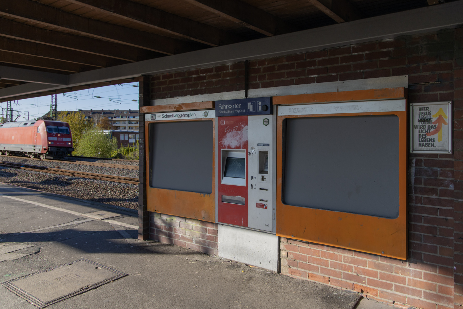 S-Bahnhaltestelle Düsseldorf Volksgarten