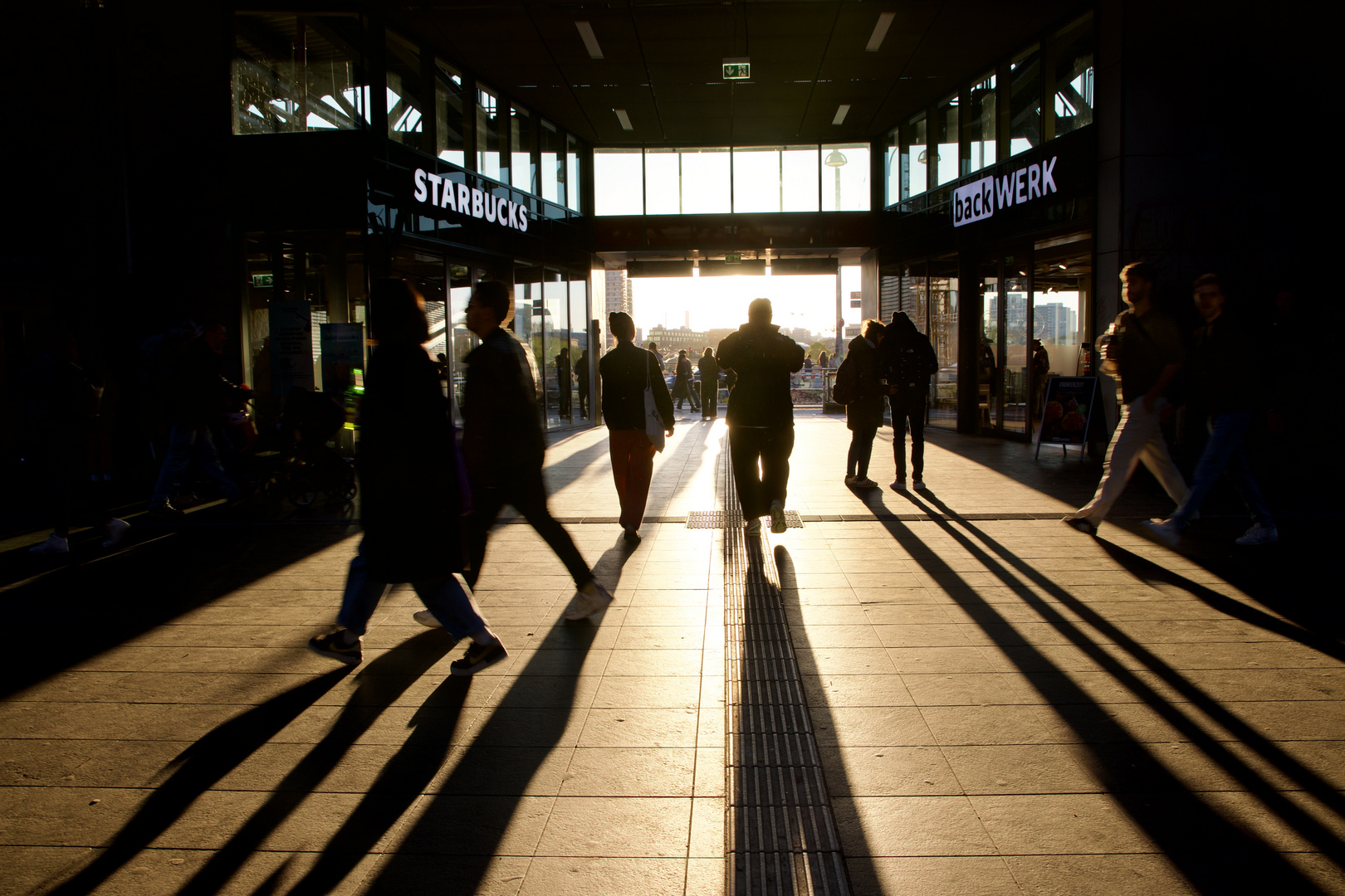 S-Bahnhof Warschauer Straße 