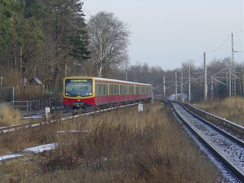 S-Bahnzug aus Berlin kommend