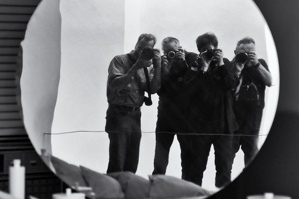 S C H E I  N H E I L I G E