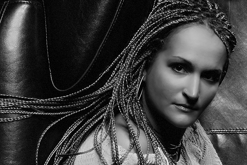 S O N J A Foto & Bild portrait, portrait frauen, studio Bilder auf