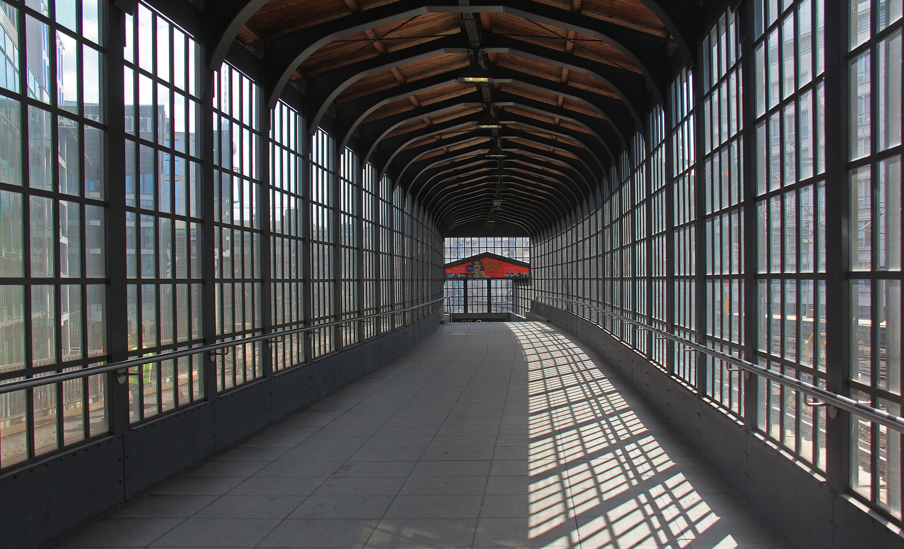 S + U-Bahnhof Friedrichstrasse