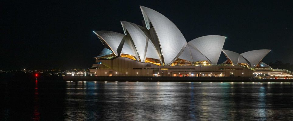 S Y D N E Y - O P E R A - H O U S E