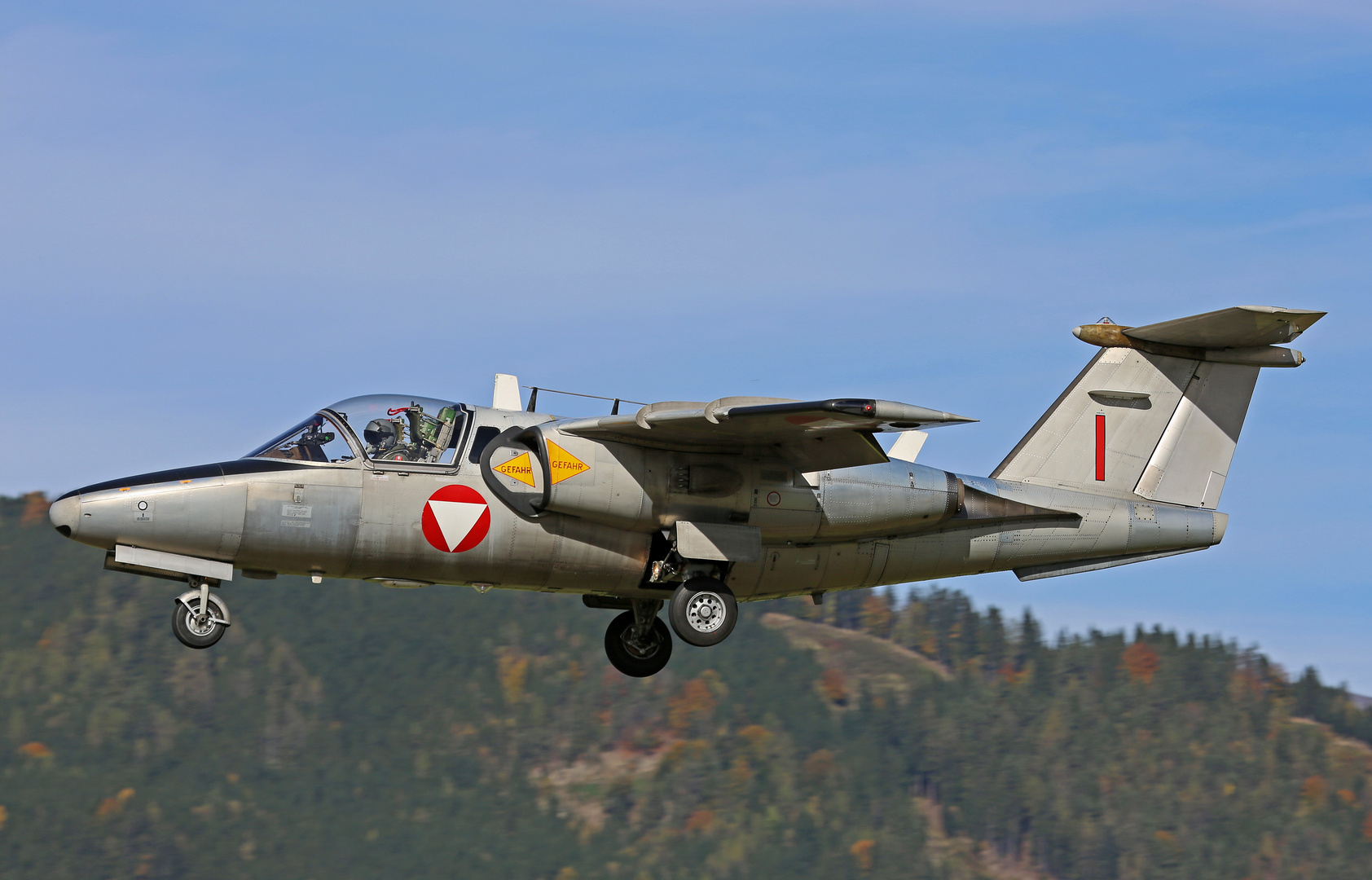 Saab 105 OE 'Red I'