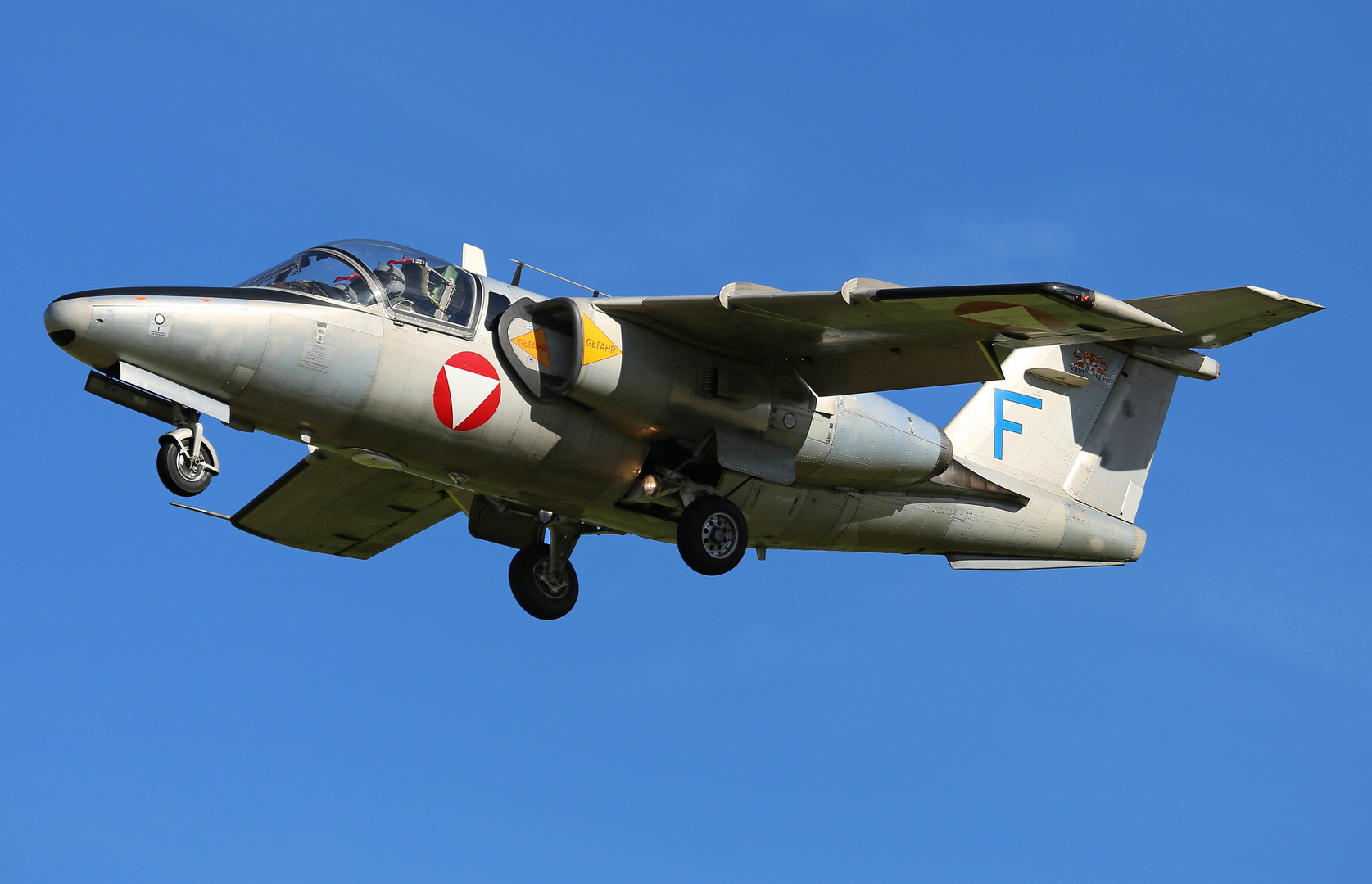 Saab J 105 OE 'Blue F'