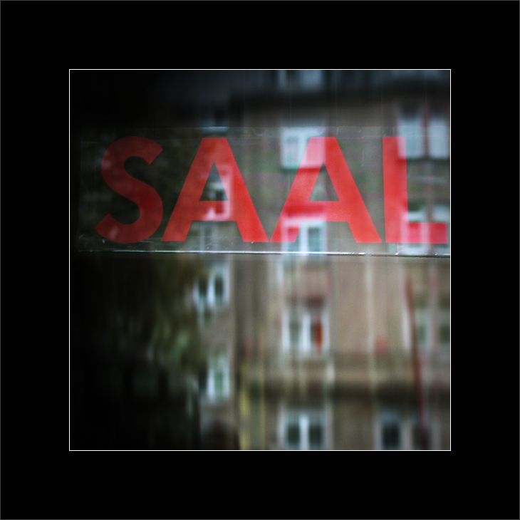 ... SAAL ...