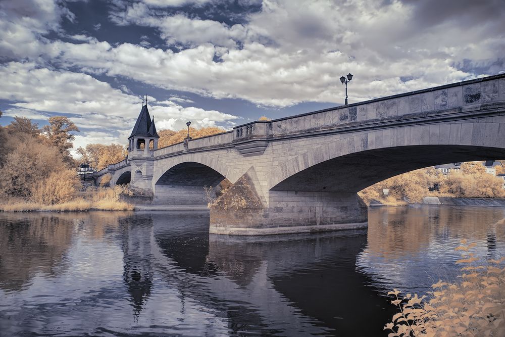 Saalebrücke [IR]