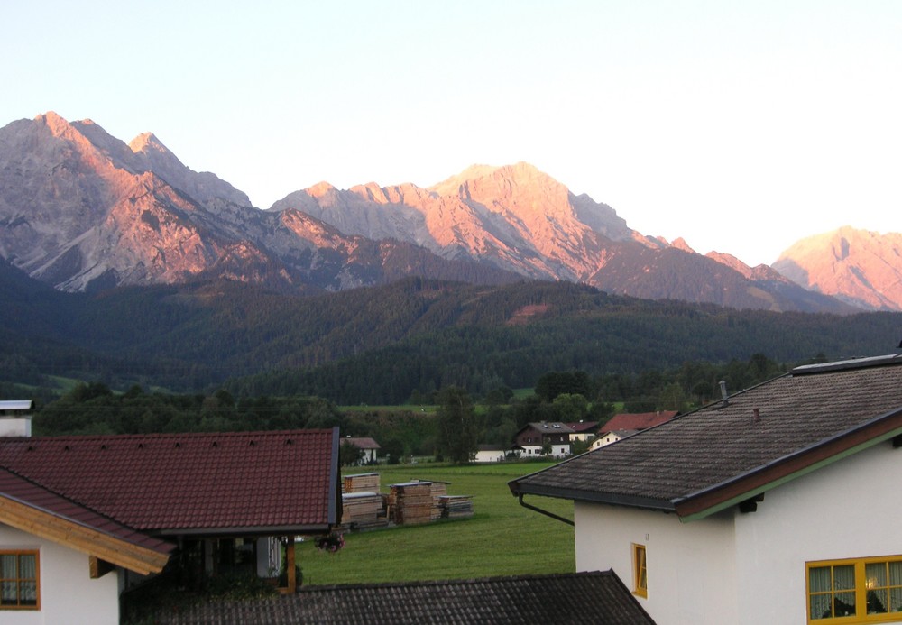 Saalfelden am Abend