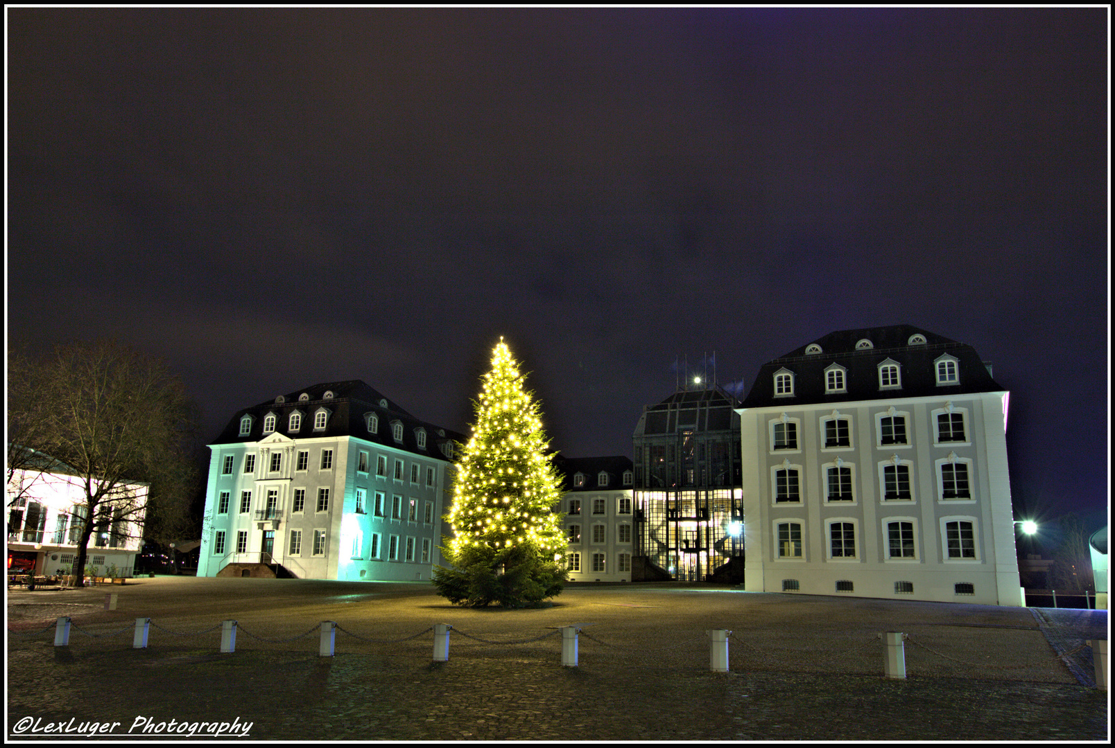 Saarbrücker Weihnachtsbaum am Schloss