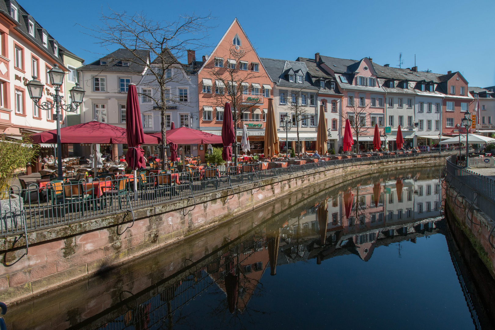 Saarburg im Frühling