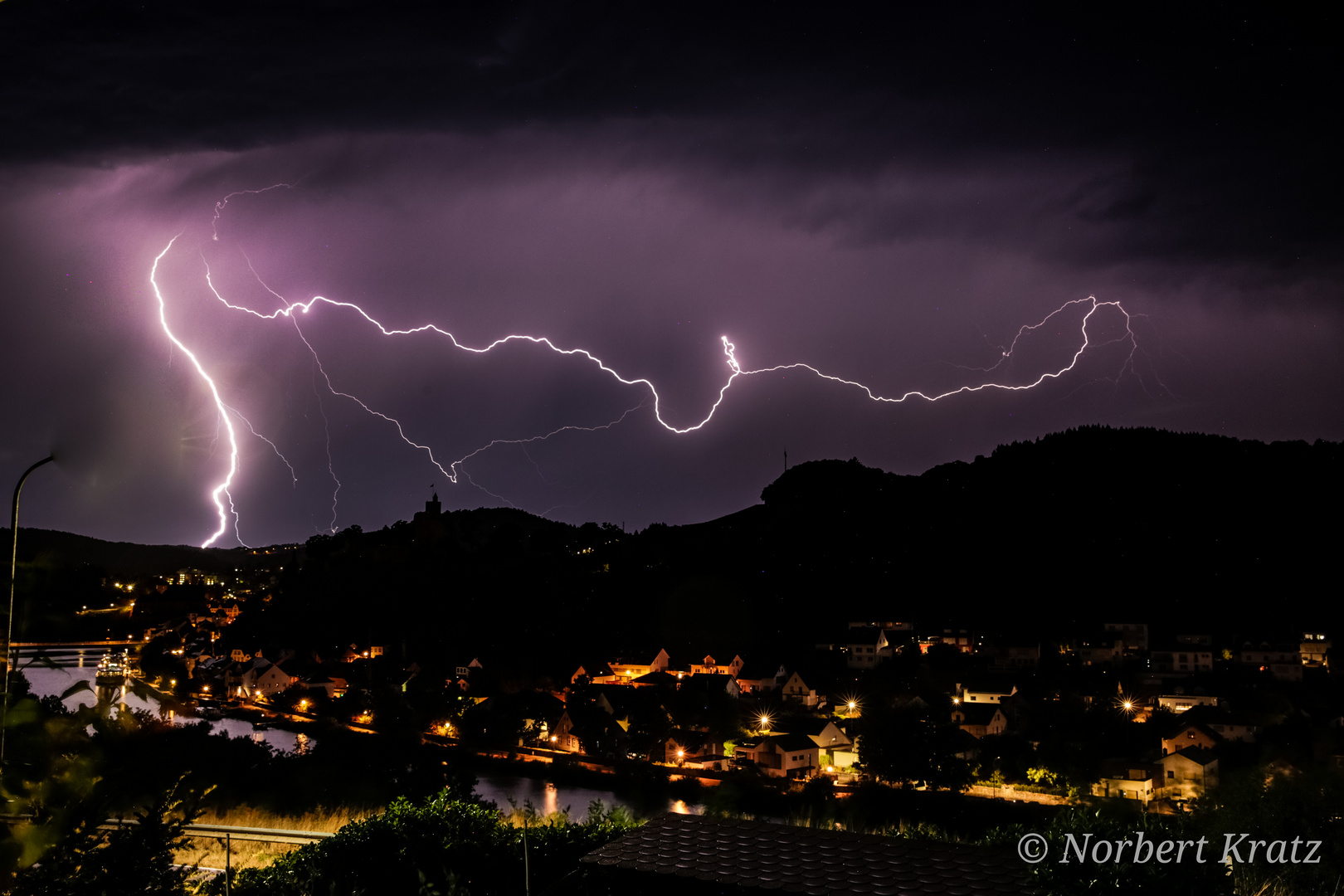 Saarburg um Mitternacht