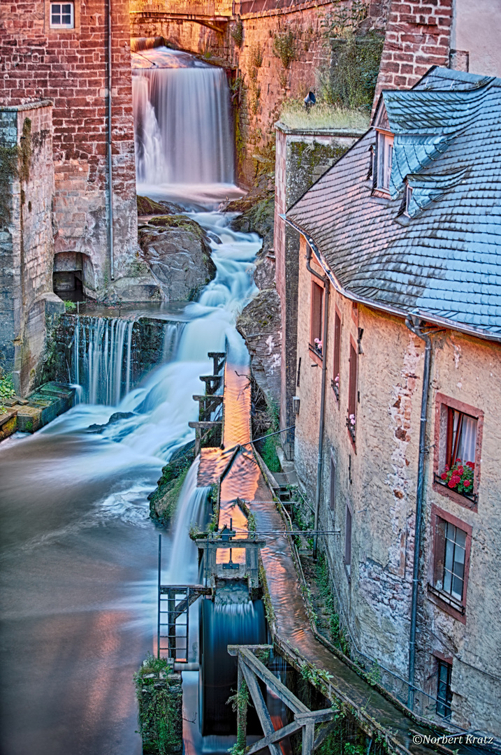 Saarburg Wasserfall 5:45am HDR