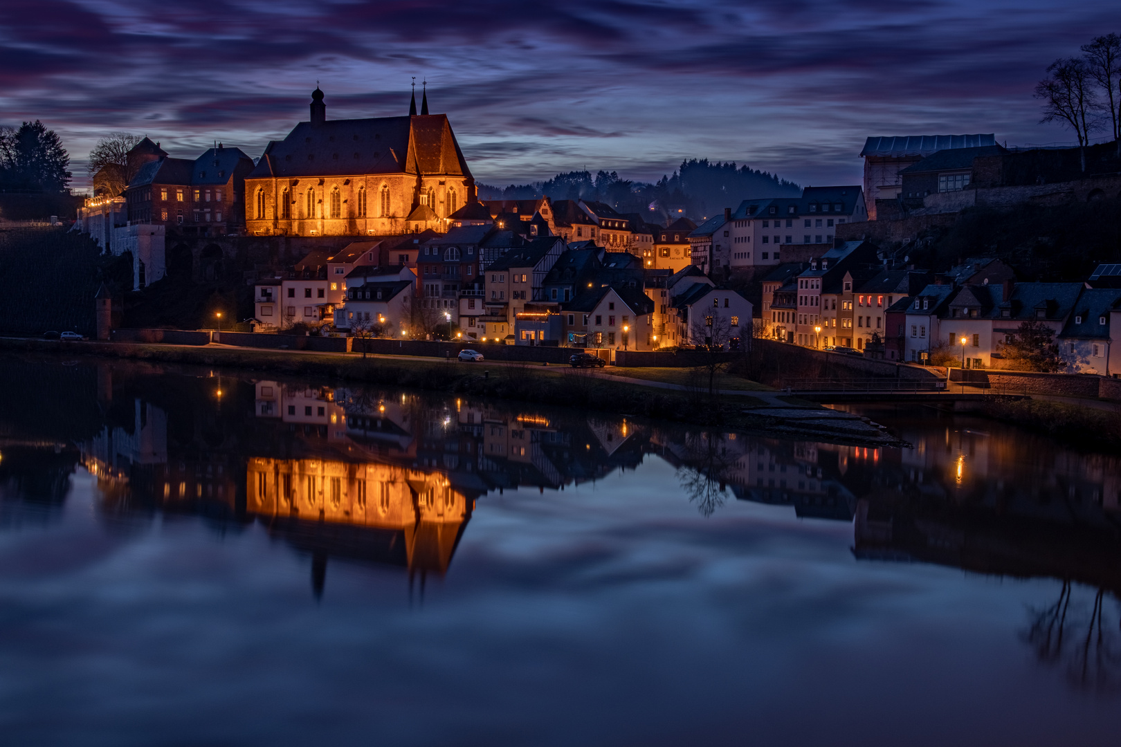 Saarburg zur blauen Stunde