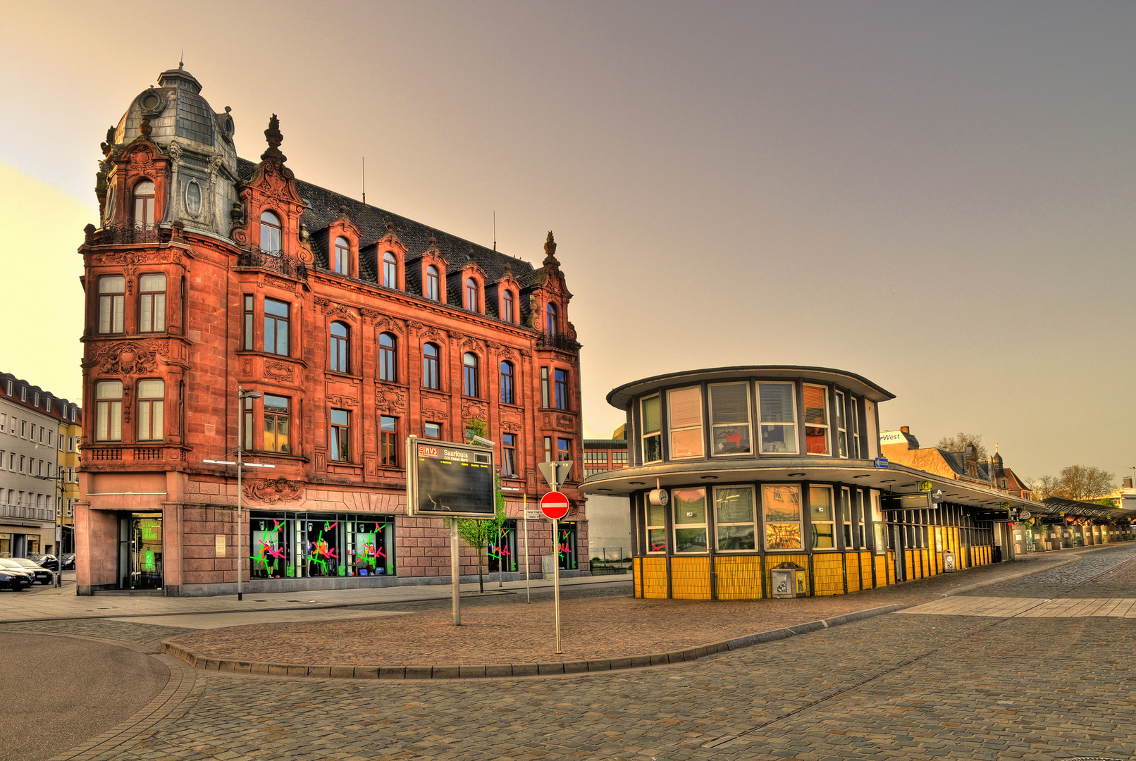 Saarlouis, Kleiner Markt, Busbahnhof