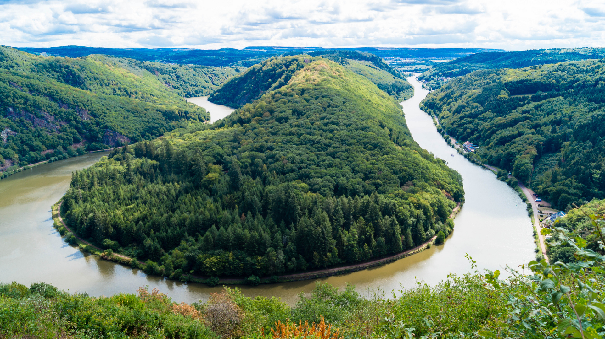 Saarschleife im Spätsommer