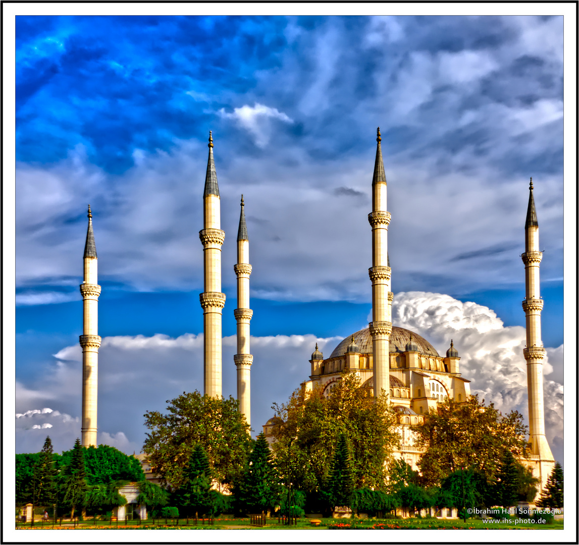 Sabanci Merkez Camii 