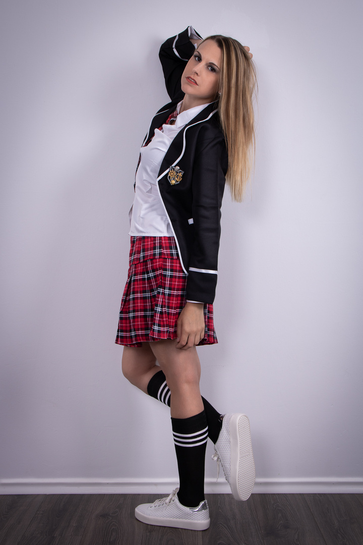 Sabrina - Schuluniform 1