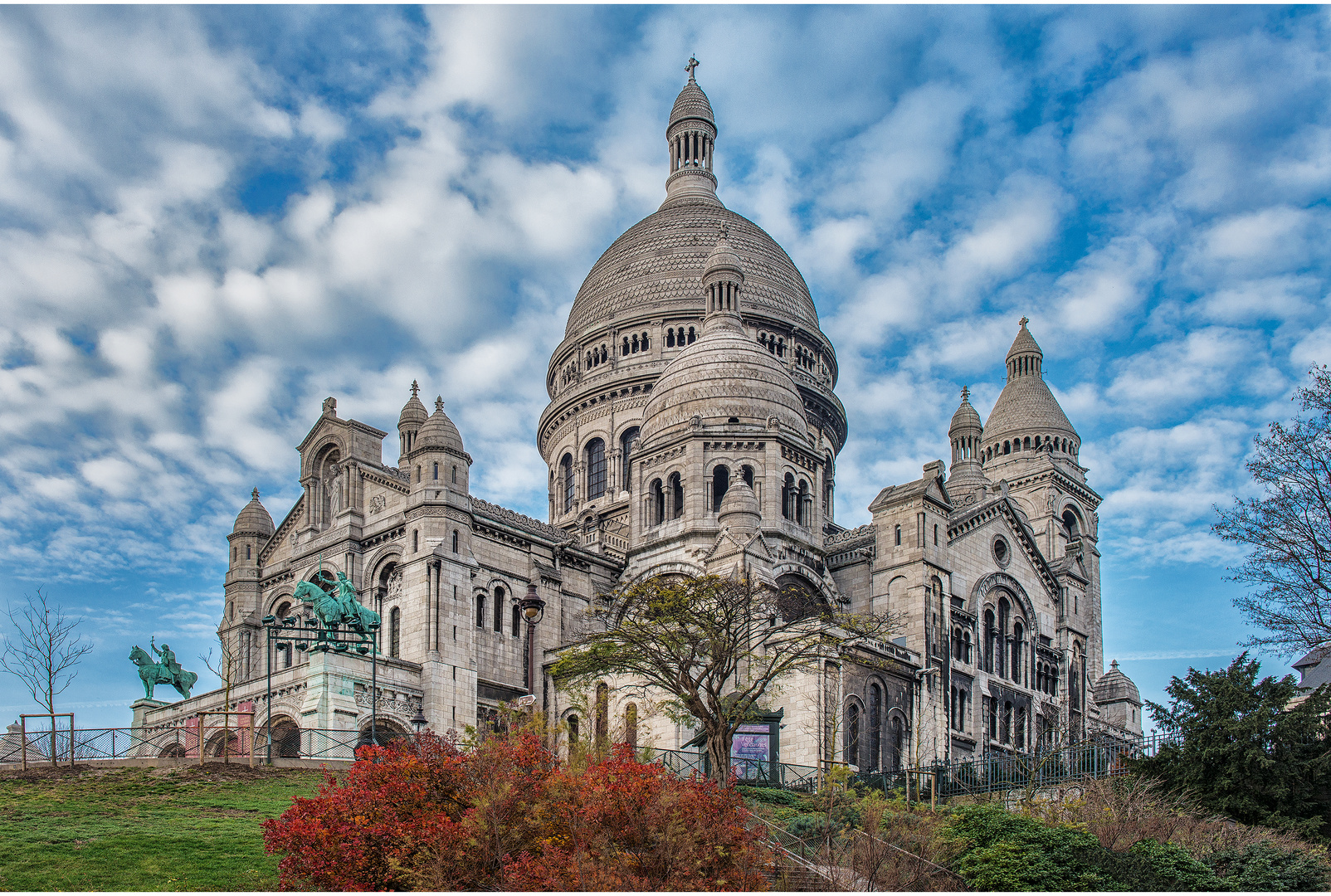 SACRÉ COEUR EN NOVEMBRE