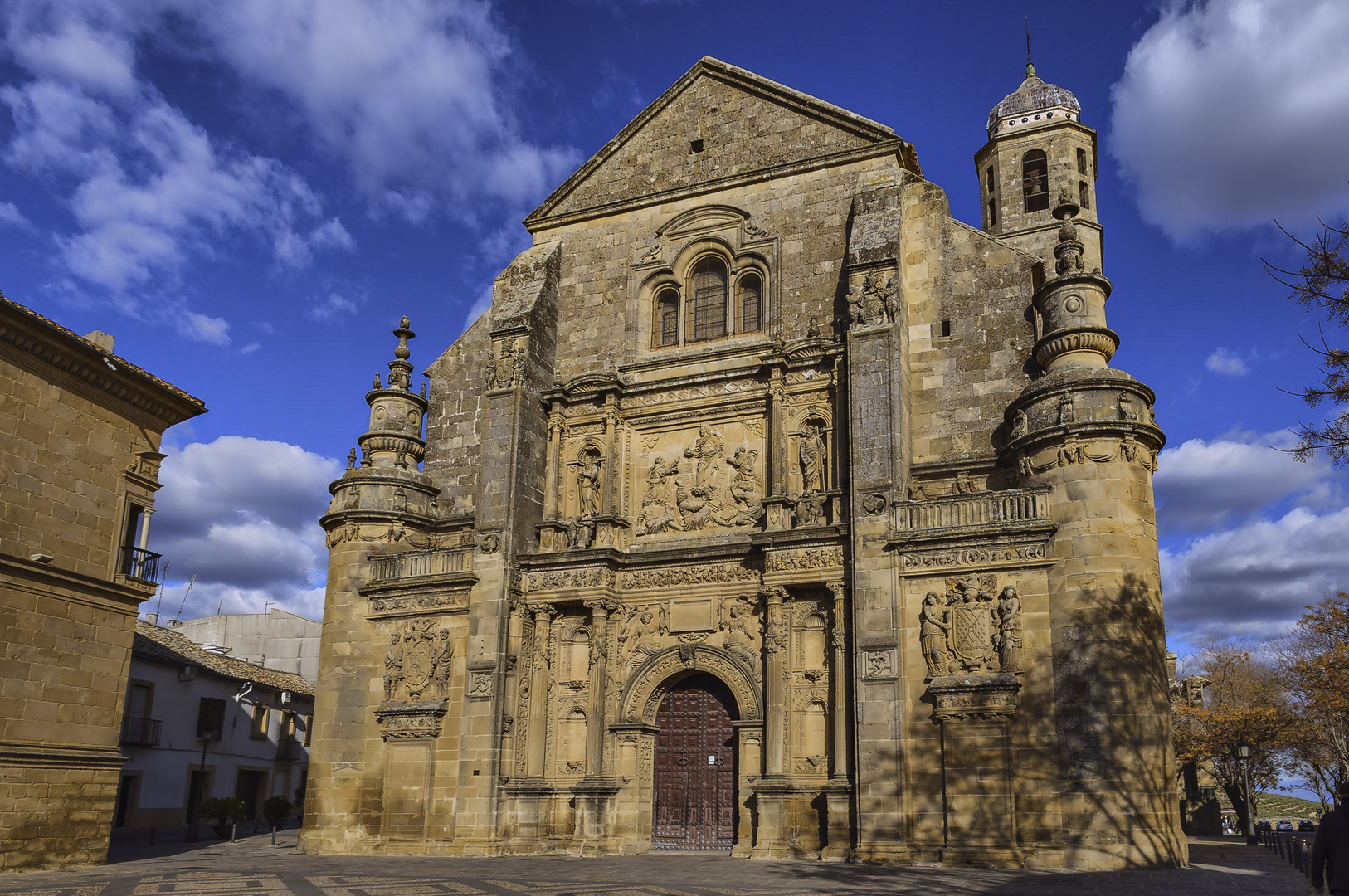 SACRA CAPILLA DEL SALVADOR 