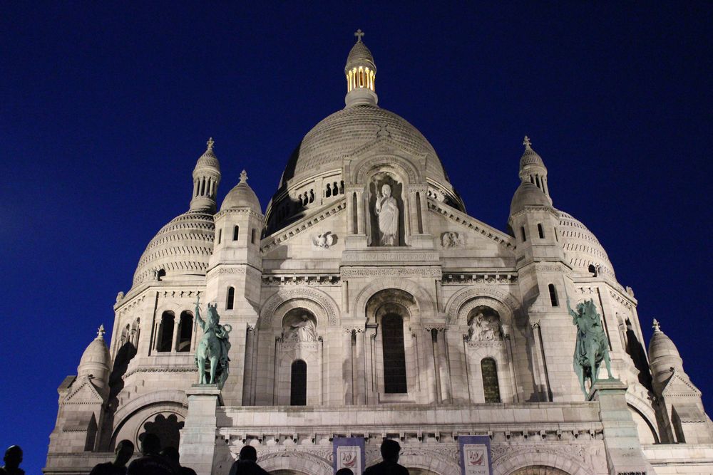 Sacré Coeur in der Abenddämmerung