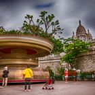 Sacre Coeur in Paris mit Karussell