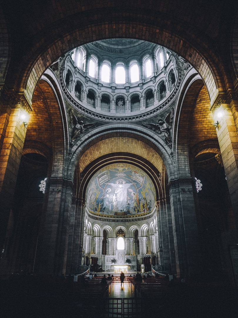 Sacre Coeur während einer magischen Stunde